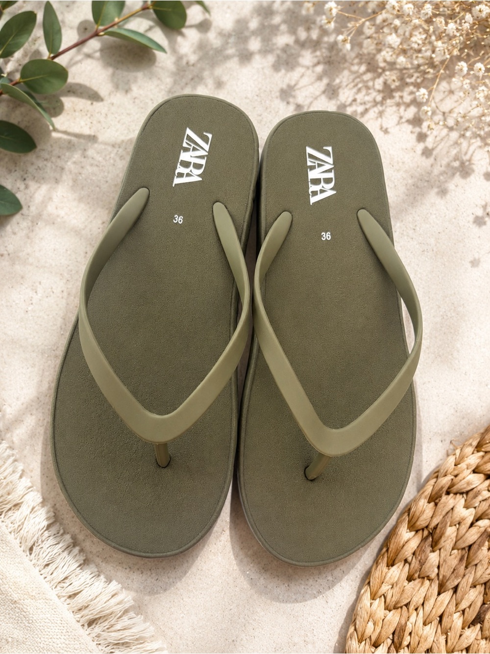 Zara Olive Green Rubber Flip-Flop Sandals